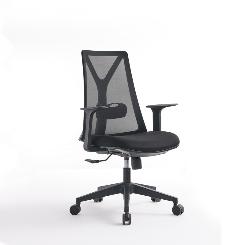 Metal Type Luxury Office Chair With Lumbar Support And Revolving Design