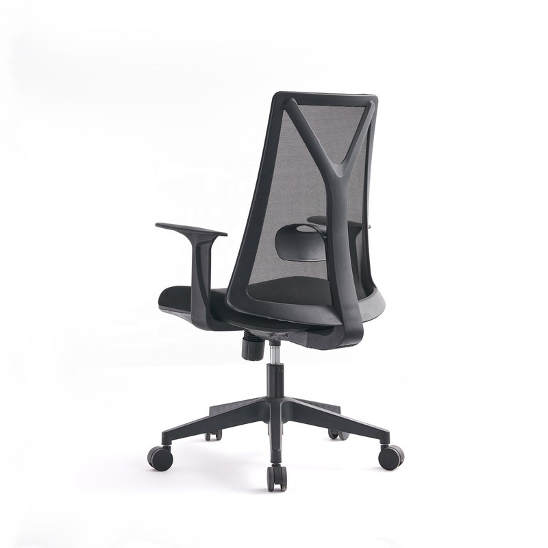 Metal Type Luxury Office Chair With Lumbar Support And Revolving Design