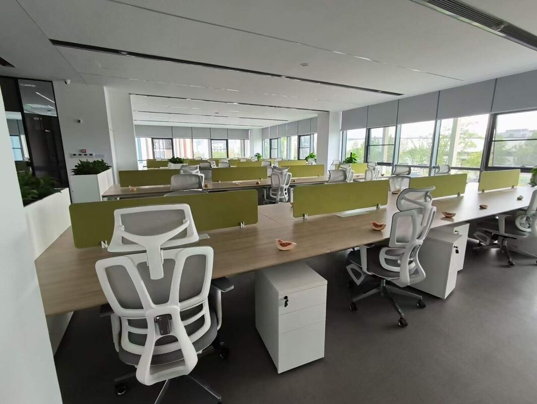 Manufacturer Comfortable High Back Ergonomic Computer Chair Adjustable Full Mesh Swivel Executive Boss Manager Office Chairs