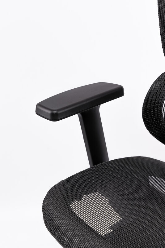 Эргономичное офисное кресло для руководителя с регулируемой поясничной поддержкой, дышащей сетчатой спинкой и удобным сиденьем для длительной работы