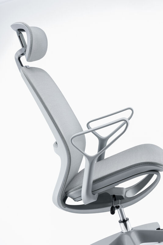 Ergonomischer Büro-Exekutivstuhl mit atmungsaktivem Rücken, verstellbarer Lendenstütze und gepolstertem Sitz für lange Arbeitszeiten